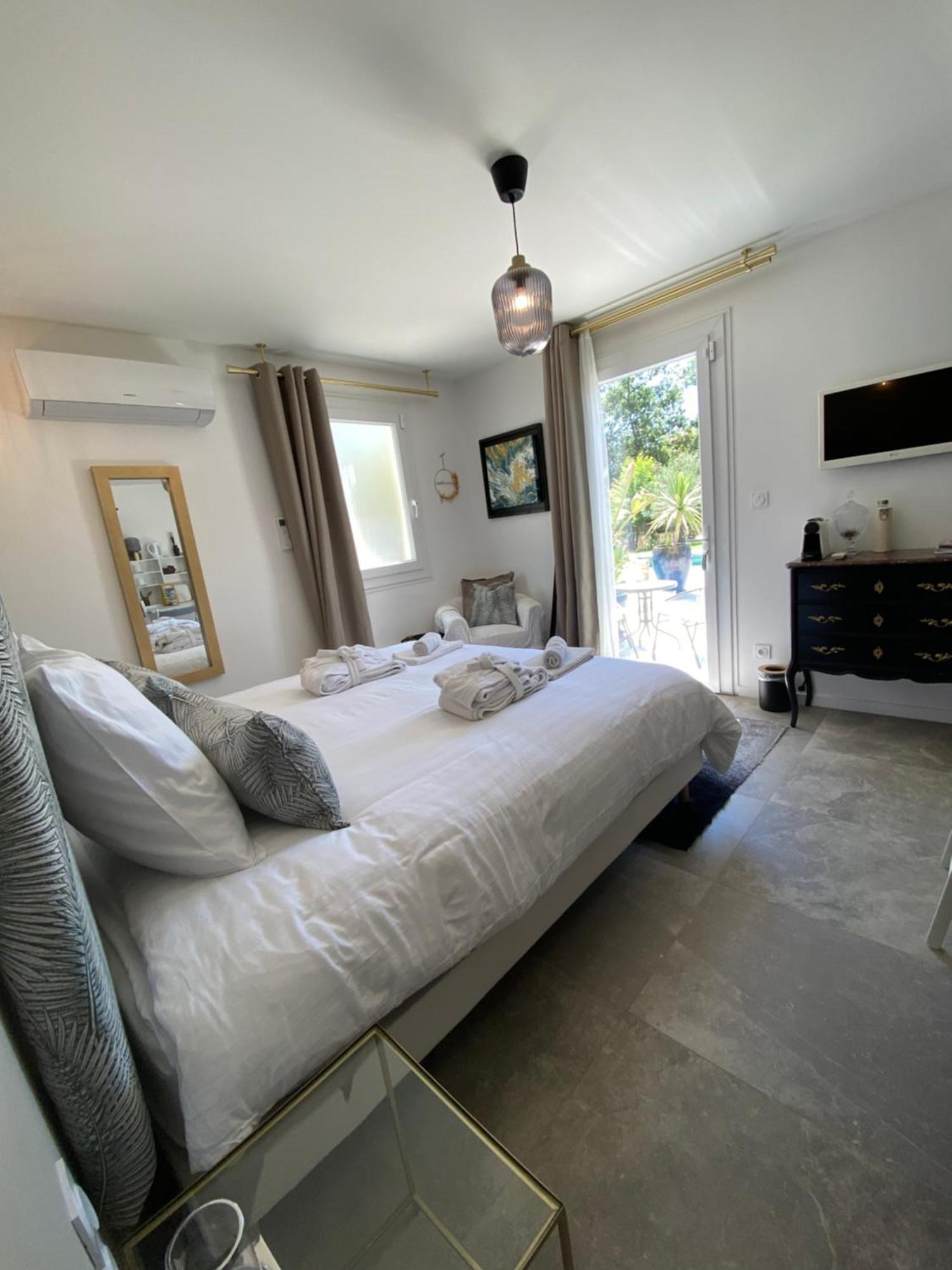 Villa Alba En Provence Besse-sur-Issole Dış mekan fotoğraf